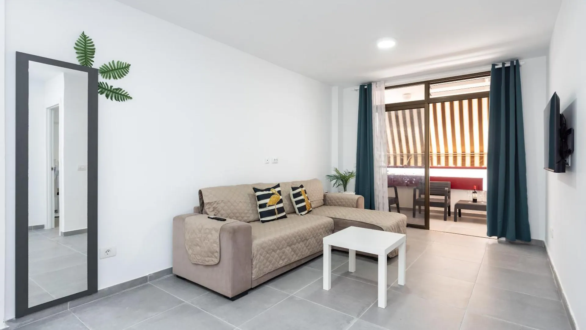 Home2Book Las Americas Flat, Pool & Terrace Arona  Apartment Arona (Tenerife)